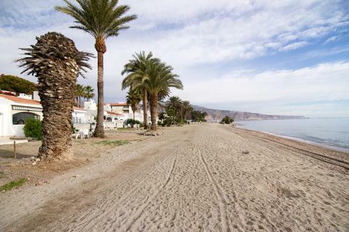 Apartamento Bungalow de Lujo A Pie de Playa En Aguadulce