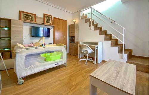 Nice Home In �guilas With Wifi And 2 Bedrooms