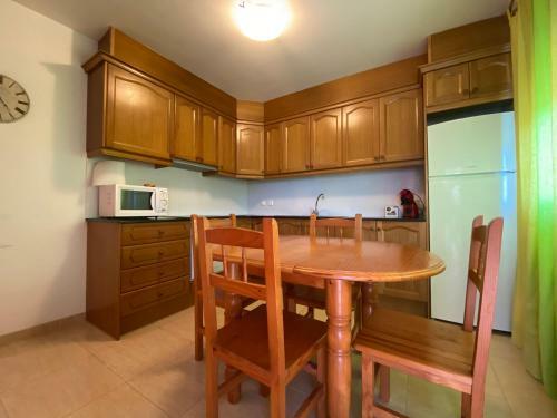 Merida. Apartamento Con Piscina Delante Del Mar