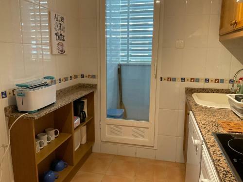 Apartamento Con Piscina En UNA Preciosa Playa