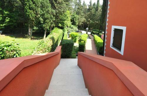 Apartamentos House Mitic
