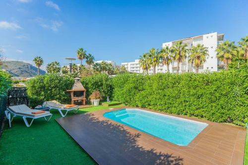�taronger! Casa Con Piscina Cerca de Alc�dia