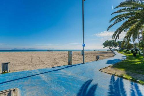 �taronger! Casa Con Piscina Cerca de Alc�dia