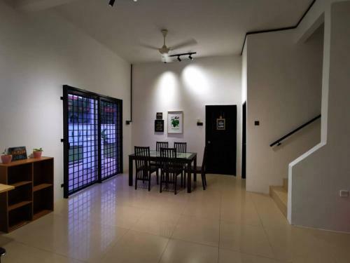 Suite 18 Boutique Homestay