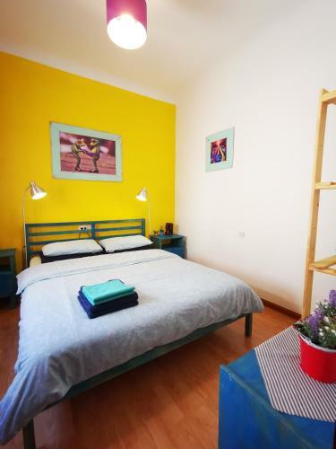 Ginger Apartment
