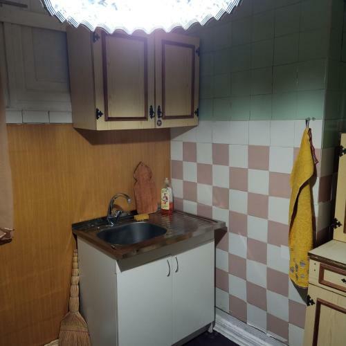 Two Bedroom Apartment "entourage"