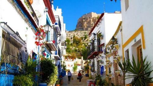 Apartamento S�per C�ntrico, Luminoso, Amplio, Terrazas Y Patio