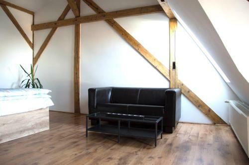 Apartamentos Designer Loft At Stodoln� Street
