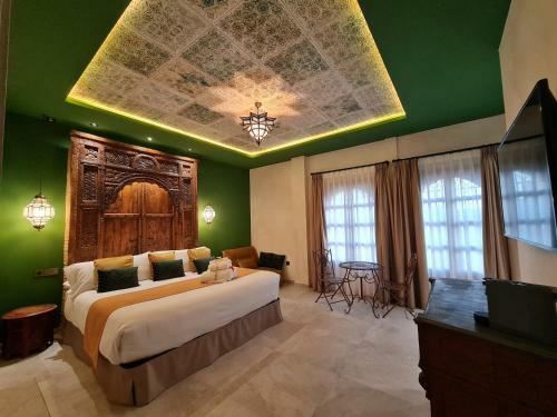 Murallas de Jayr�n Hotel Boutique