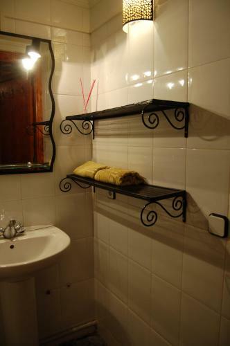 Bed & Breakfast Casa Proyecto Pepe Bravo - Arte de Manos Y Coraz�n