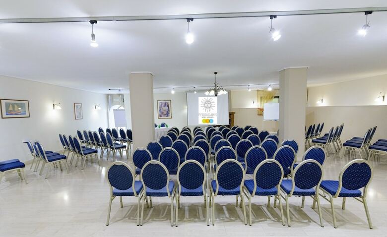 Hotel Grecian Castle