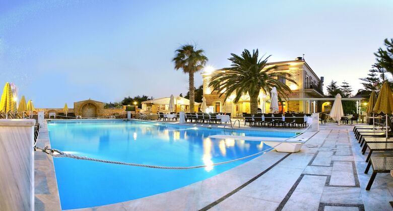 Hotel Grecian Castle