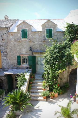 Villa Bratus