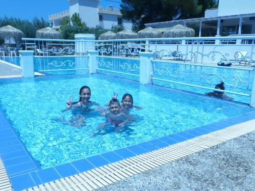 Blue Nest Hotel
