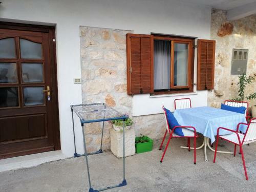 Gracia Apartments