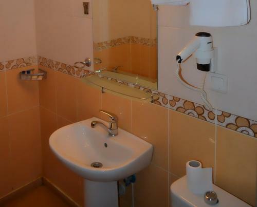 Ekin Hotel