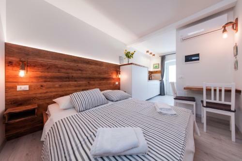 Apartments Sole