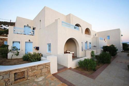 Pirgos Stelida Hotel