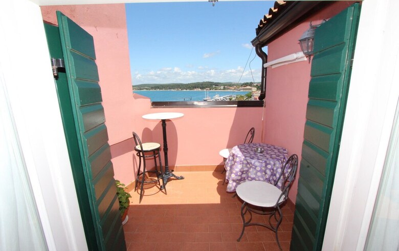 Apartments Milkana