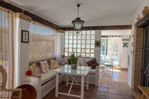Villa El Estanque Holiday Cottage & Bungalow