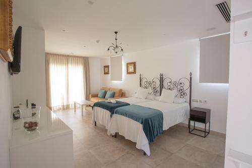 Hotel El Tesorillo II