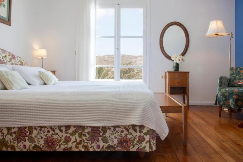 Dorion Hotel