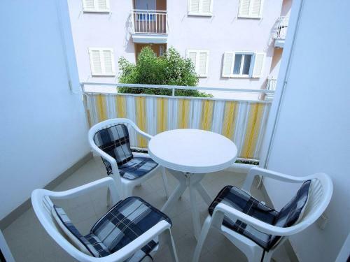 Hostal Apartments Tin