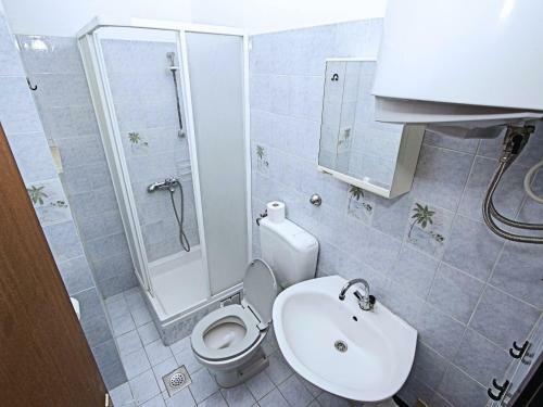 Hostal Apartments Tin