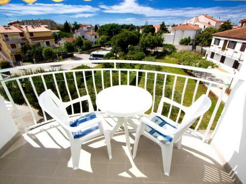 Hostal Apartments Tin