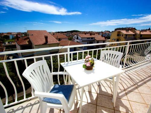 Hostal Apartments Tin
