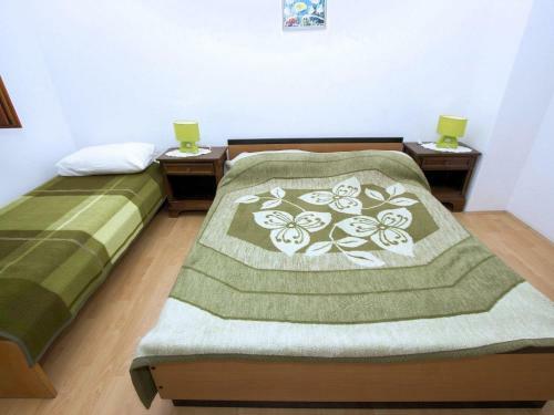 Hostal Apartments Tin