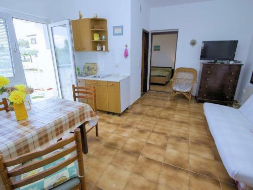 Hostal Apartments Tin
