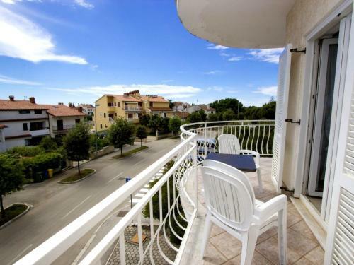 Hostal Apartments Tin