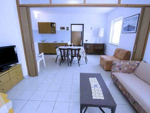 Hostal Apartments Tin