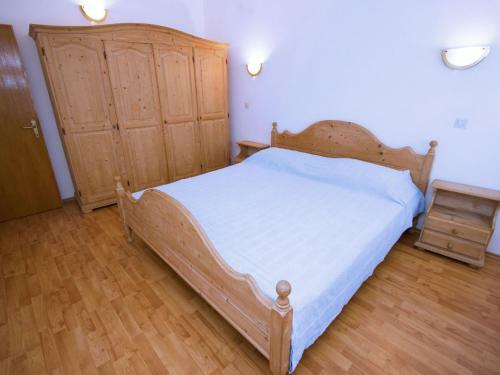 Hostal Apartments Tin