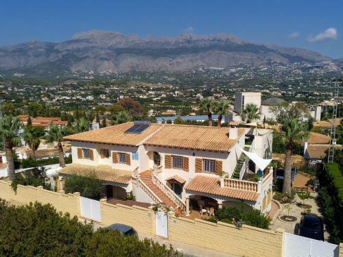 Apartamento Villa Las Palmeras With Private Pool And Garden