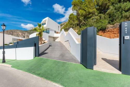 Neue Luxus Villa Mit Meerblick, Pool Und Garage