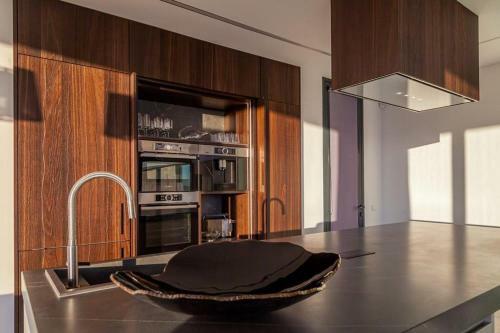 Neue Luxus Villa Mit Meerblick, Pool Und Garage