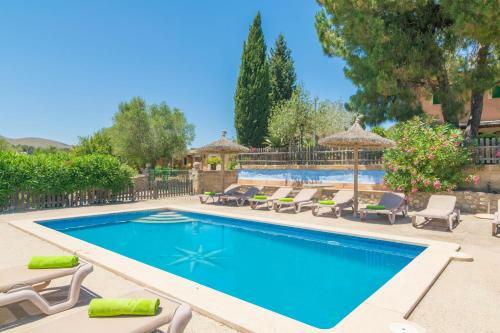 Villa Cas Capell� & Casa Rub�