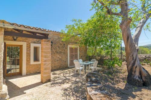 Villa Cas Capell� & Casa Rub�