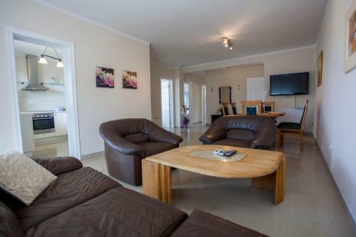 Apartments Damjanovic