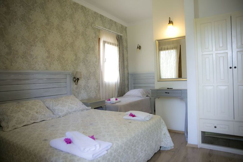 Karianda Hotel
