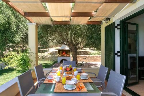 Villa Eleni With Private Swimming Pool