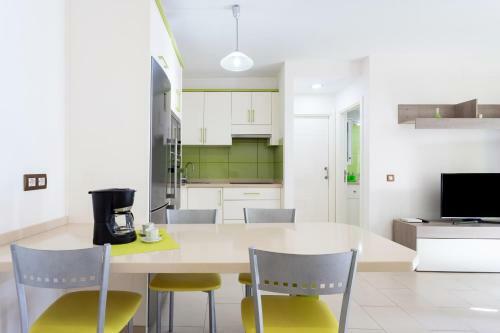 Home2book Cozy Apartment Costa Del Silencio, Pool