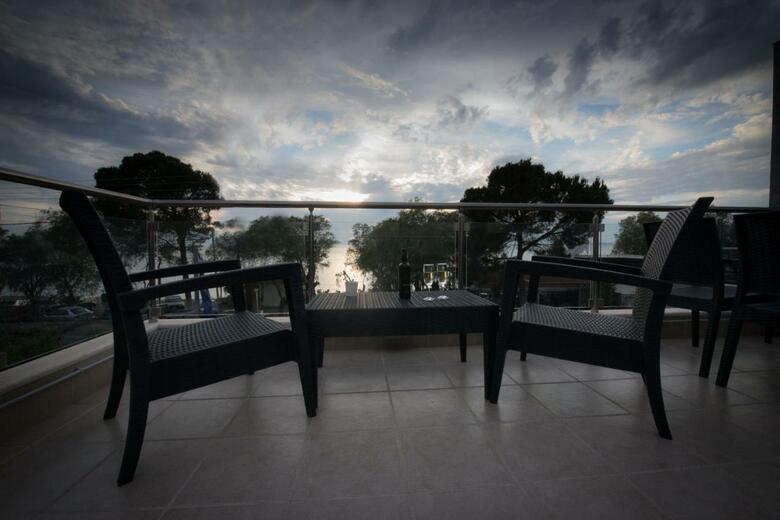 Aparthotel Mantinia Bay Hotel