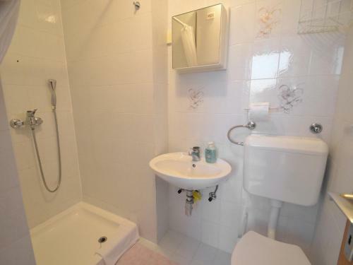 Apartment Omi�alj 1
