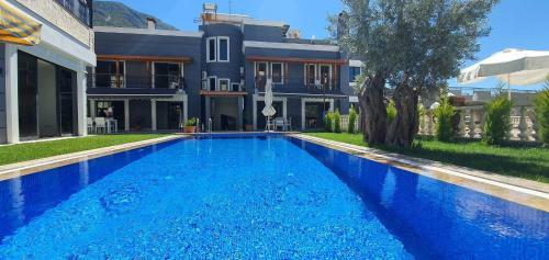 Nur Suites & Hotels