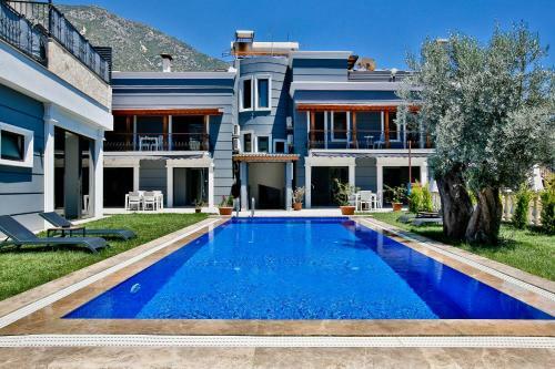 Nur Suites & Hotels