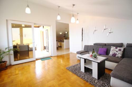Apartments Ana