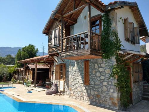 Hostal Olympos Koyevi Pension